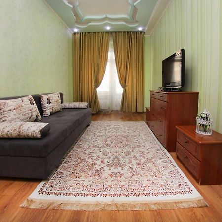 Razmestim В Жк Дуэт Almatı Dış mekan fotoğraf